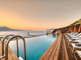 Numa Port Hotel，位于阿拉尼亚的酒店