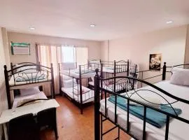 Spacious Family Apartment Transient House 10pax near SPMC and SM Lanang