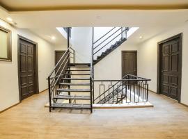 Townhouse Sector 46 Gurgaon Near Appu Ghar，位于古尔冈的酒店