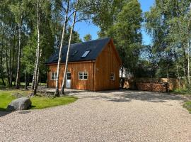 East Park Taigh na nighean，位于罗伊桥的酒店