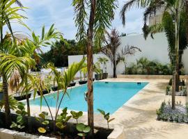 Villa Dylan Samana, 3Br with pool，位于圣塔芭芭拉-山美纳的Spa酒店