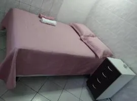 Casa 02 em bairro previlegiado