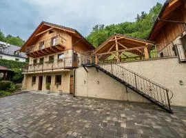 Chaty pod Kamenným morom - Skalka