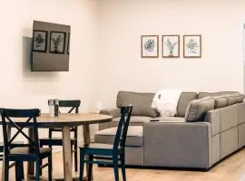 Revy To Go - Unique 2-Bedroom Condo