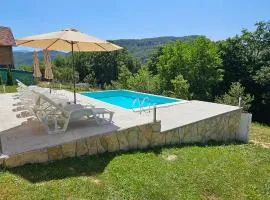Villa Green Oasis Swimming Pool