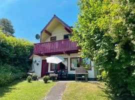 Ferienhaus "Schmetterling" am See im Bergland