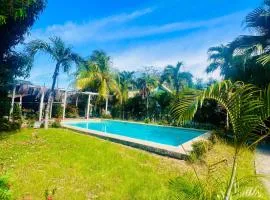Apartamento con jardín privado
