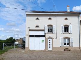 Gîte 3 chambres, jardin, proche Baccarat et Lacs de Pierre-Percée, animaux acceptés - FR-1-584-36，位于Harbouey的酒店
