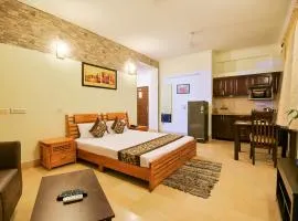 BedChambers Serviced Apartments, Near Golf Course Road