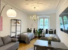 bella casa - Family&Business, 100m zum Konzerteingang Schloß, Parkplatz, SmartTV, Netflix, Waschmaschine, 24h Checkin, 30qm, AP1