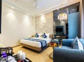 The Bella Express- New Delhi