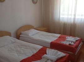 Ловна хижа Мурсалица，位于代温的酒店