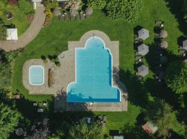 费里耶微西齐健康酒店，位于布鲁尼科的酒店