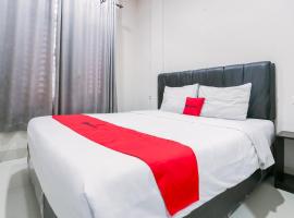 RedDoorz at Seindo Hotel Medan，位于Sunggal的酒店