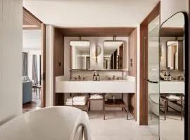 Public House Bangkok, a Member of Design Hotels