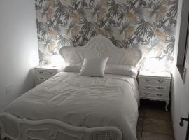 Apartamento en Bahía de Santander，位于Pontejos的酒店