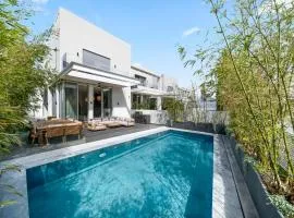 Luxury New Villa with Private Pool by FeelHome