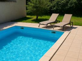 Le Clos du Théâtre - Villa avec piscine et BBQ，位于奥朗日的酒店