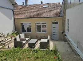 Petite maison, Oyonnax centre