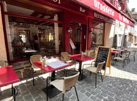 Hôtel Restaurant Le Beffroi，位于萨莱的酒店