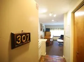 Inns of WV 307, 2bd, WV