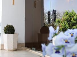 Lavanda Hotel Mira Serra，位于塞洛里库达贝拉的宠物友好酒店