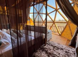 Brisas del Campo Glamping Y Eventos，位于Villa Rosa的酒店