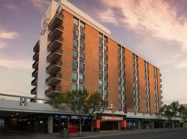 Coast Prince George Hotel by APA，位于乔治王子城的酒店