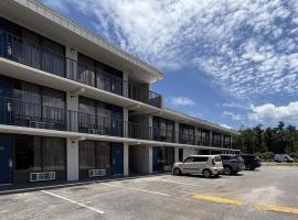 Motel 6 Conway, SC，位于康威的酒店