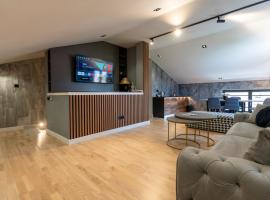 Apartments AMALFI Old Town FREE Parking，位于萨拉热窝的酒店