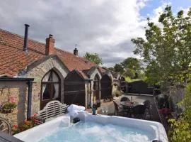 2 Bed in Glastonbury THEOL