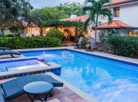 Family 4 Bedroom 3 Bathroom Pool Home with Huge Yard