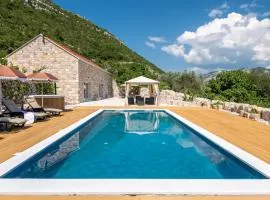 Villa ANKICA with heated pool
