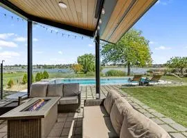Lakefront Washington Home with Private Pool and Sauna
