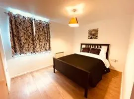 Sha Luxe Heathrow Luxury 2 bedroom apartment with en suite