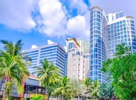 MCollection - Business & Leisure Stay in Eastwood City