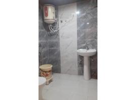 Hotel badri-nath Inn Badrinath，位于巴德里纳特的酒店