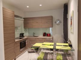 Laura White Tower Apartment，位于塞萨洛尼基的酒店