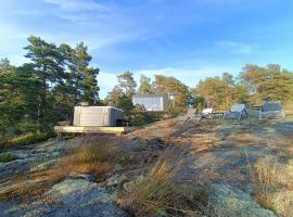 Archipelago Suites, ''Be Part Of Nature''，位于Västanfjärd的酒店