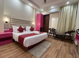 FabHotel Angel Pink The Premium