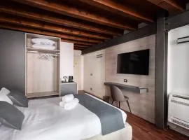 GuestHost - Santo 86 Luxury Rooms