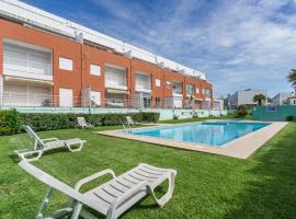 Ofir Beach Lodge by Minho's Guest，位于方的木屋