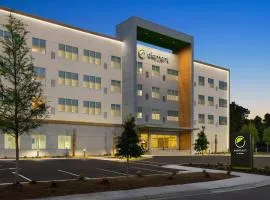 Element Charleston Airport