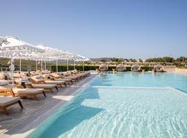 Mangia's Sardinia Resort - NEW OPENING，位于圣特雷莎加卢拉的酒店