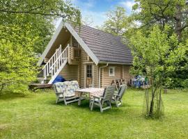 Stunning Home In Västervik With Sauna，位于韦斯特维克的酒店
