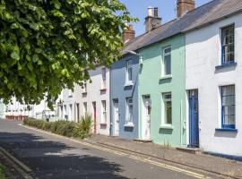 Joymount Cottage, Carrickfergus - 2 bedroom，位于卡瑞克福格斯的酒店