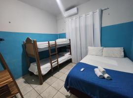 Mini Hostel，位于图托亚的酒店