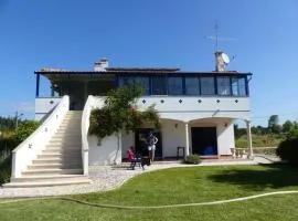 Casa Cecilia Seaside Serenity and Coastal Charm