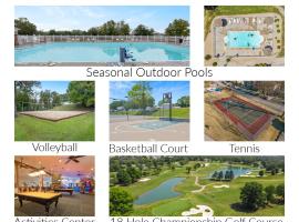 Holiday Ridge Escape - Holiday Hills Branson Golf Resort Outdoor pools，位于布兰森的酒店