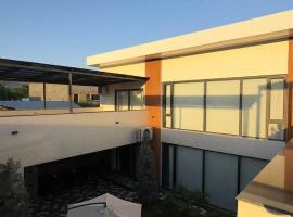 Alo hotel，位于G‘azalkent的酒店